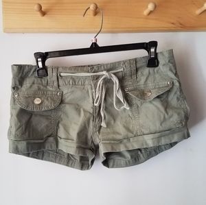 Wild Punch Drawstring Shorts 9/10
